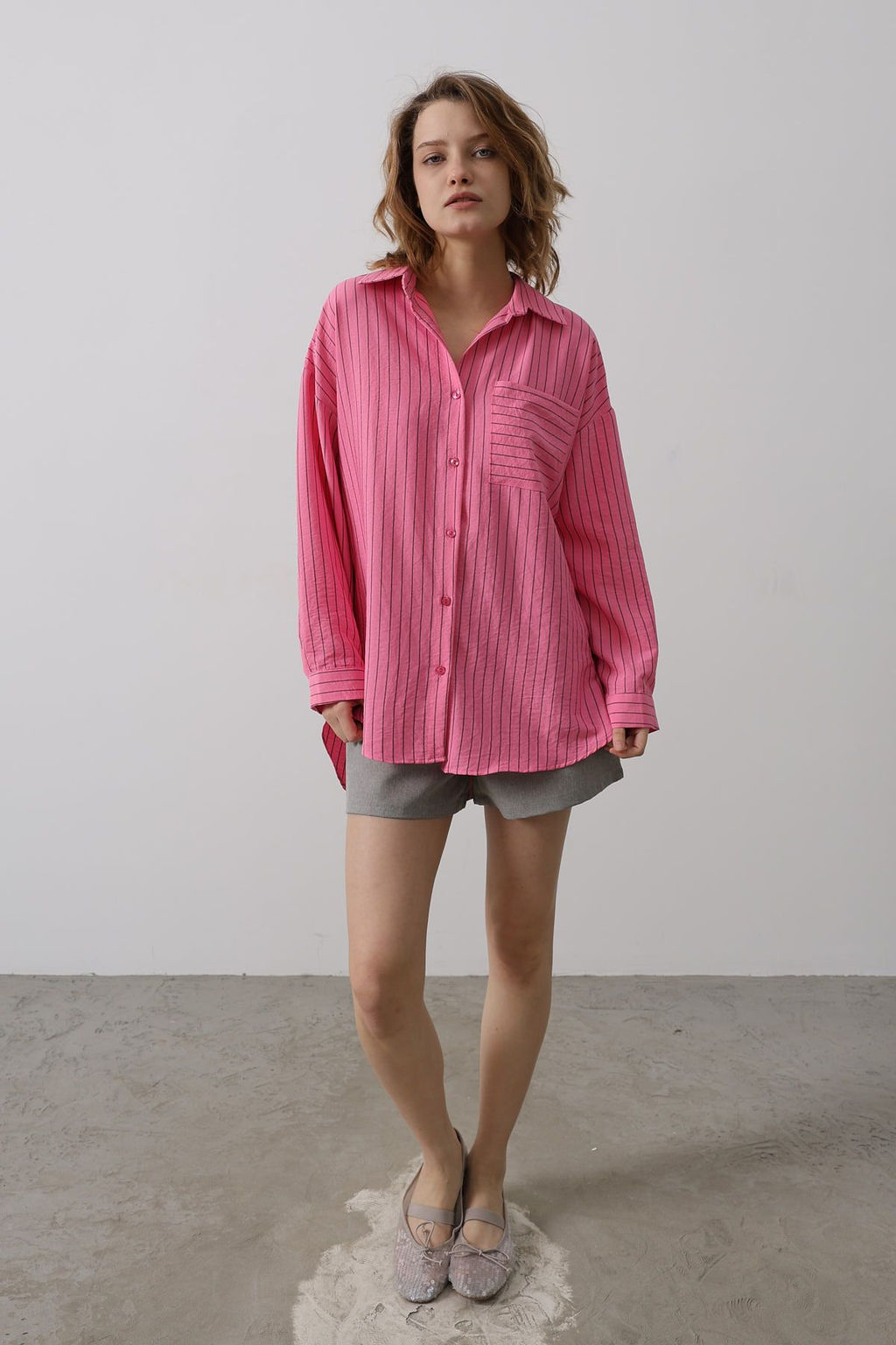 Pembe Cizgili Cep Detayl? Oversize Dokuma Gomlek TWOAW26GO00073 - Trendyolmilla фото 8