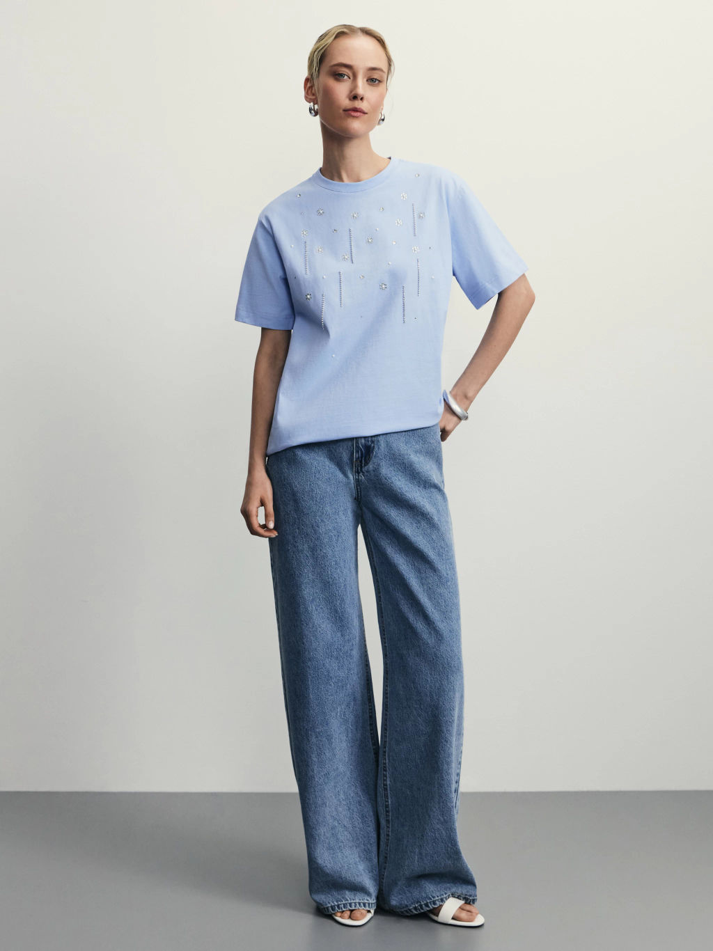 Футболка со стразами / Zarina  фото 2