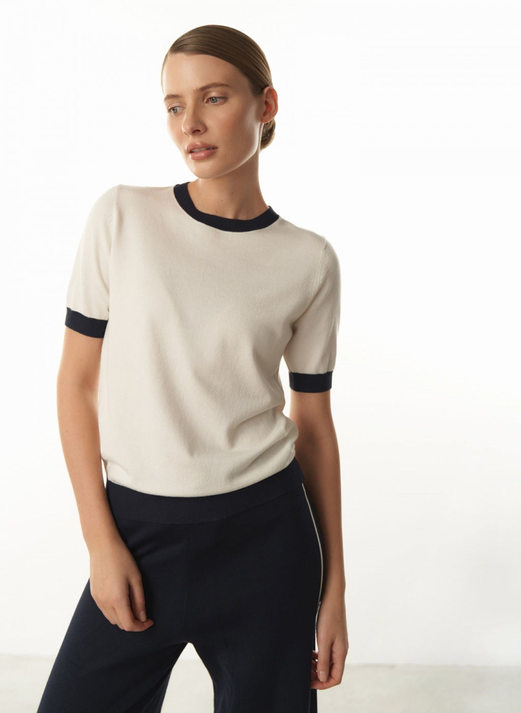 Conso/KJS 230737 - milk/dark blue Футболка Женская