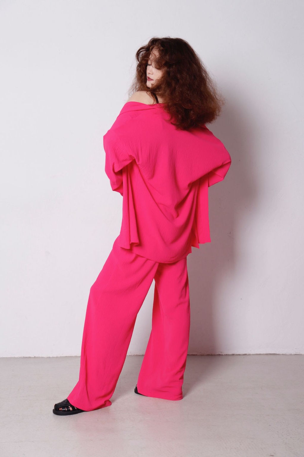 9183 Костюм из кимоно и брюк-палаццо ярко-розовый - Martichelli фото 31