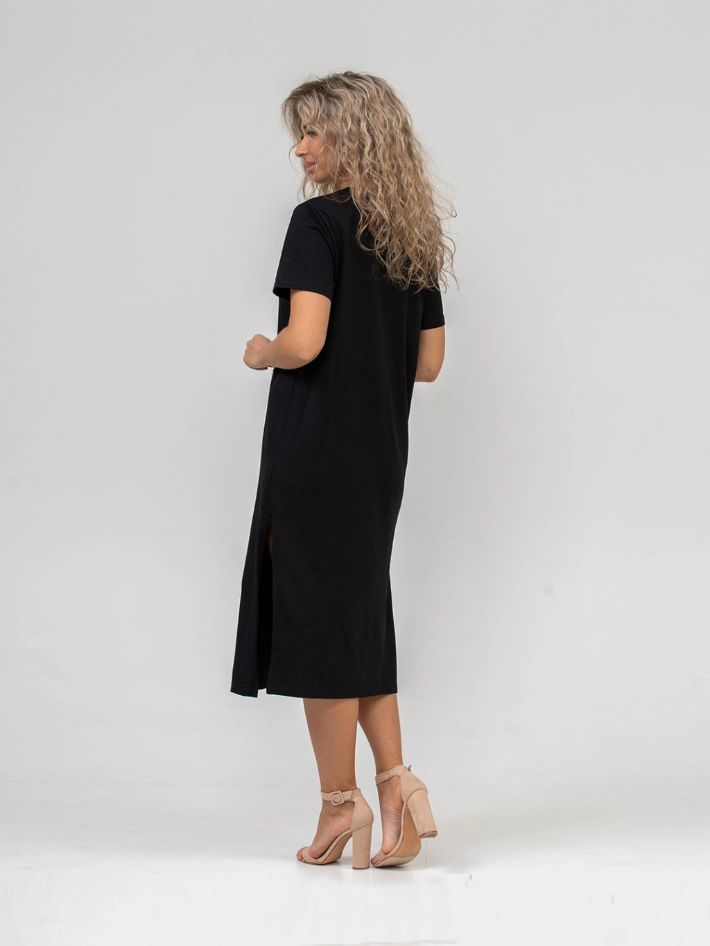 Платье женское, цвет черный