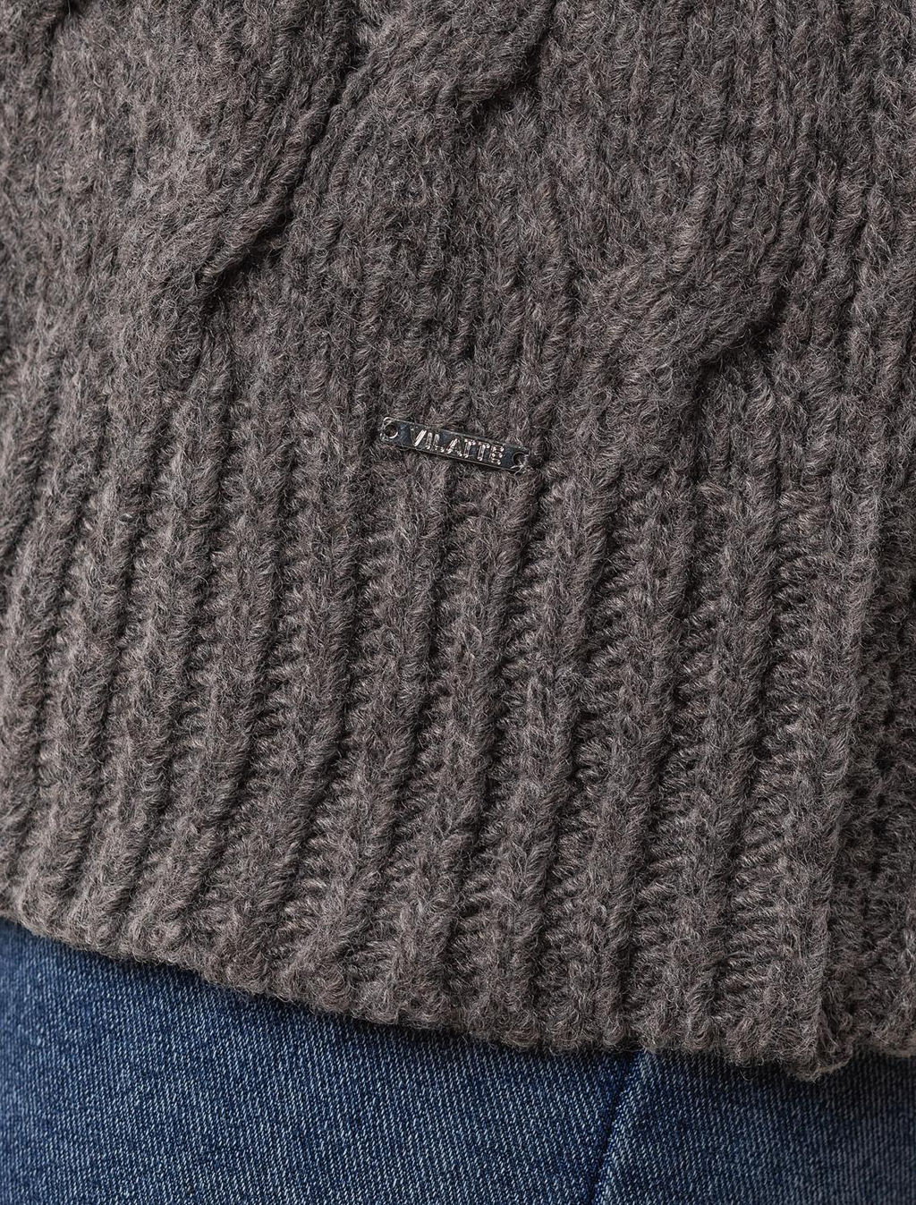 VILATTE / Джемпер крупной вязки из уютной пряжи с ангорой и мохером фото 3
