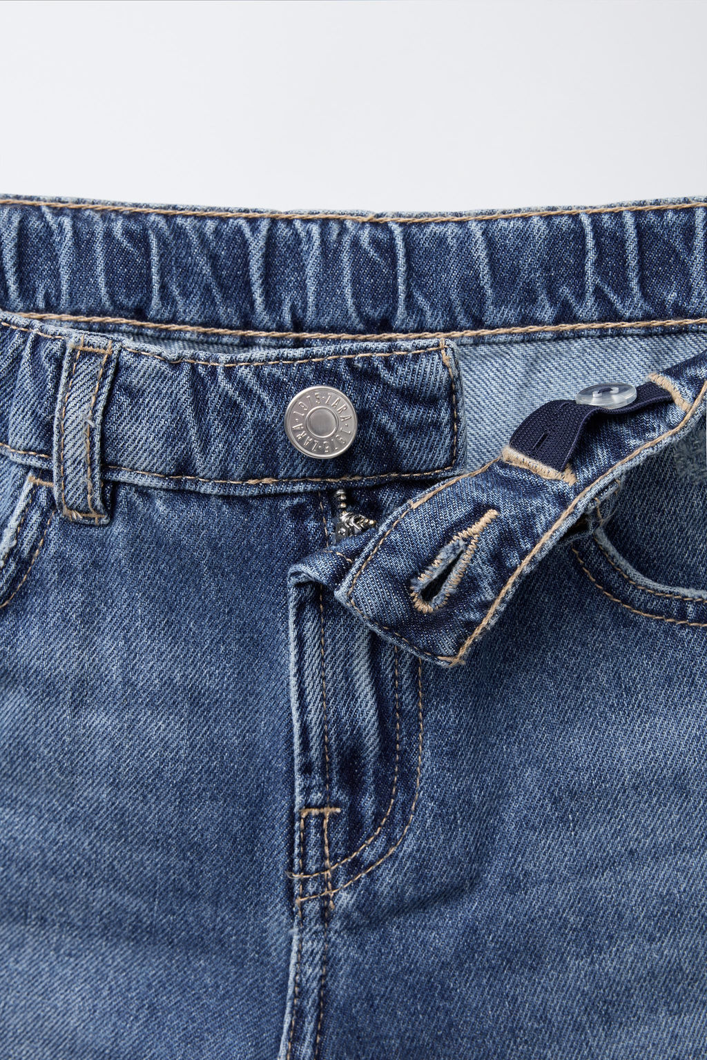 WIDE DENIM BERMUDA SHORTS WITH TEXT PRINT - Zara фото 3