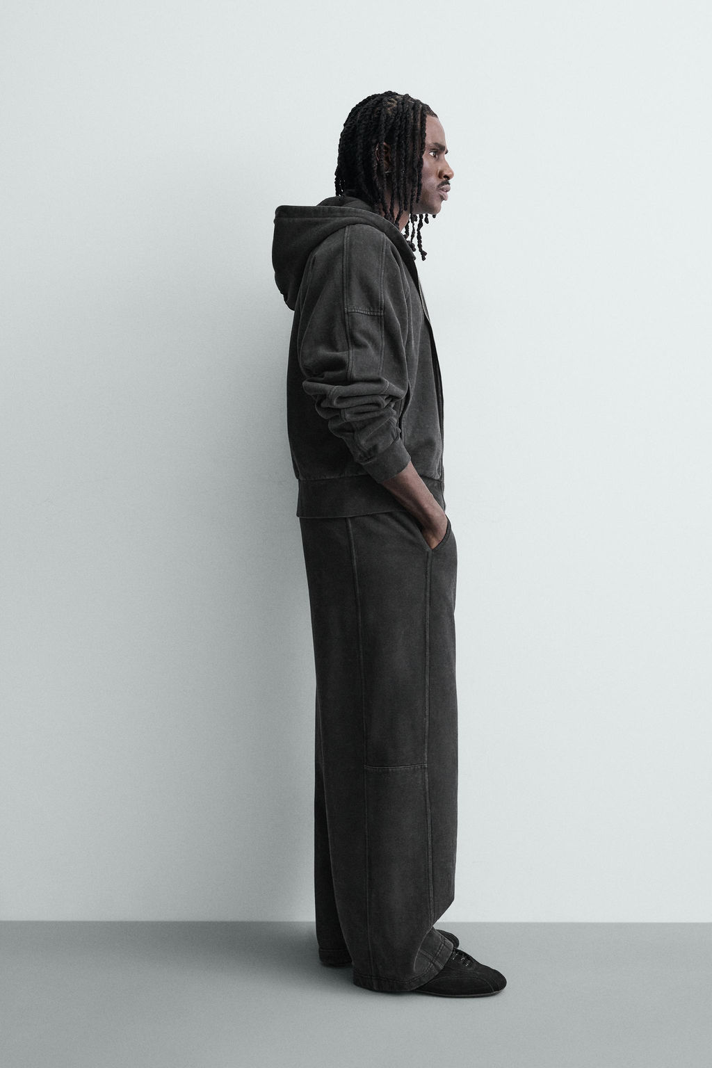 SUDADERA CROPPED FIT  CAPUCHA / Antracita oscuro - Zara фото 4
