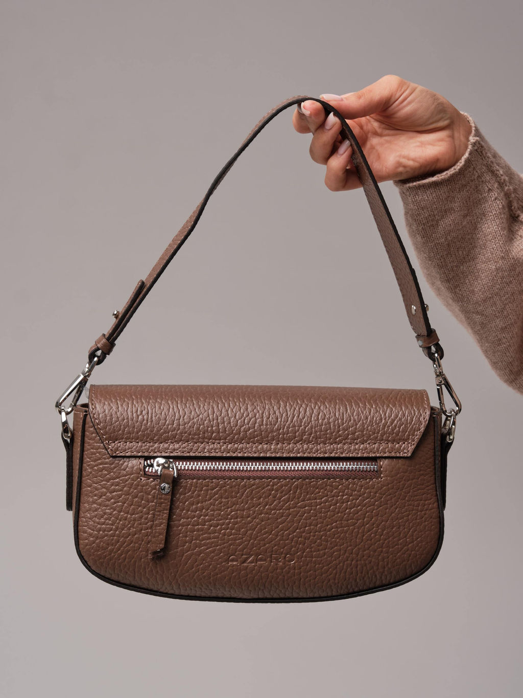 Кожаная сумка Azaro 31049 коричневый какао соло