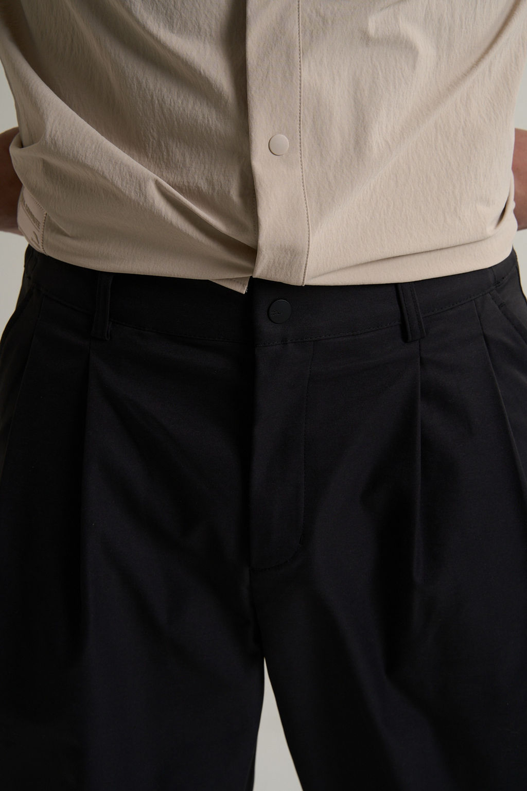 Брюки текстильные Черный COMMUTE Woven Track Pants - Anta фото 7