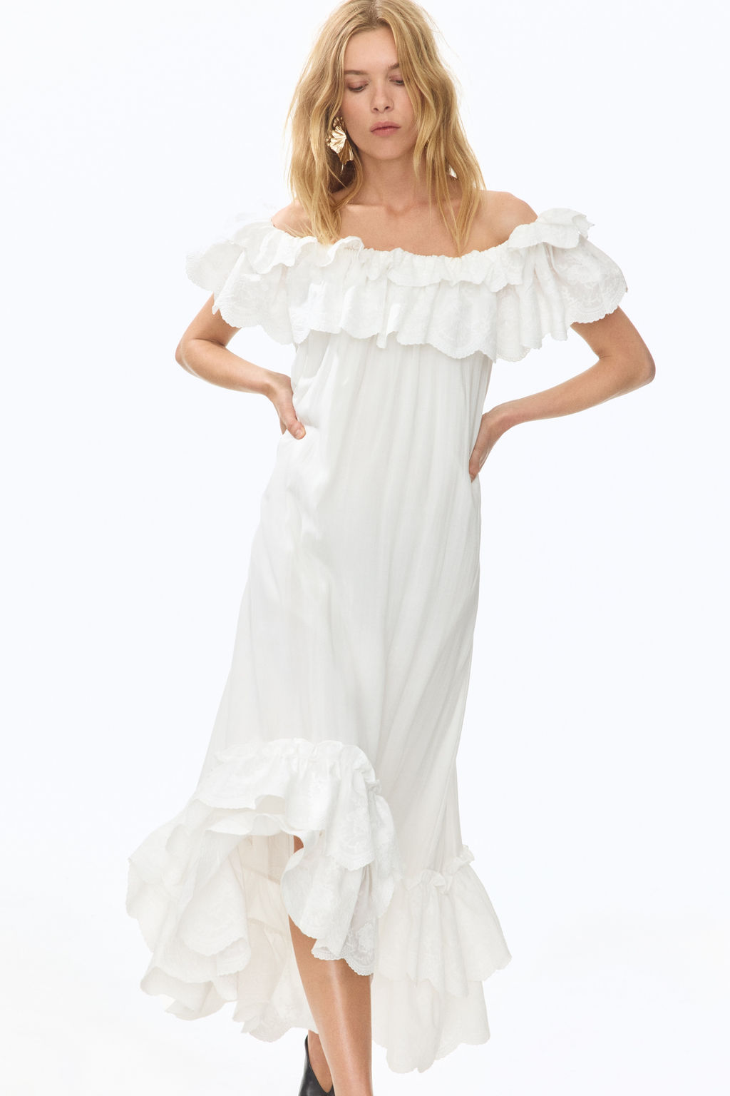 Vestido off-the-shoulder con volantes - H&m фото 2