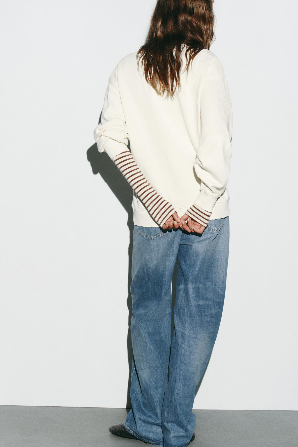 WASHED EFFECT SNOOPY PEANUTS SWEATSHIRT - Zara фото 4