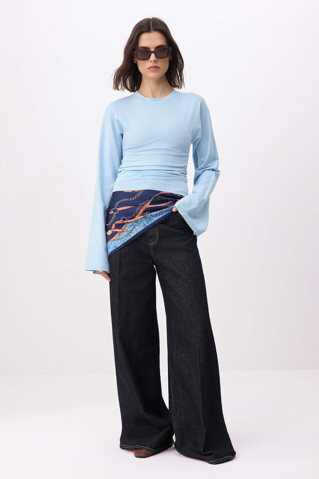 Ac?k Mavi Ispanyol Kol Buzgu Detayl? Regular/Normal Kal?p Orme Bluz TWOAW26BZ00293