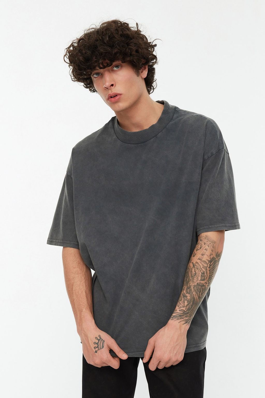 TRENDYOL MAN Antrasit Oversize/Genis Kesim Eskitme/Soluk Efekt %100 Pamuk T-Shirt TMNSS22TS0417 - Trendyolmilla фото 3