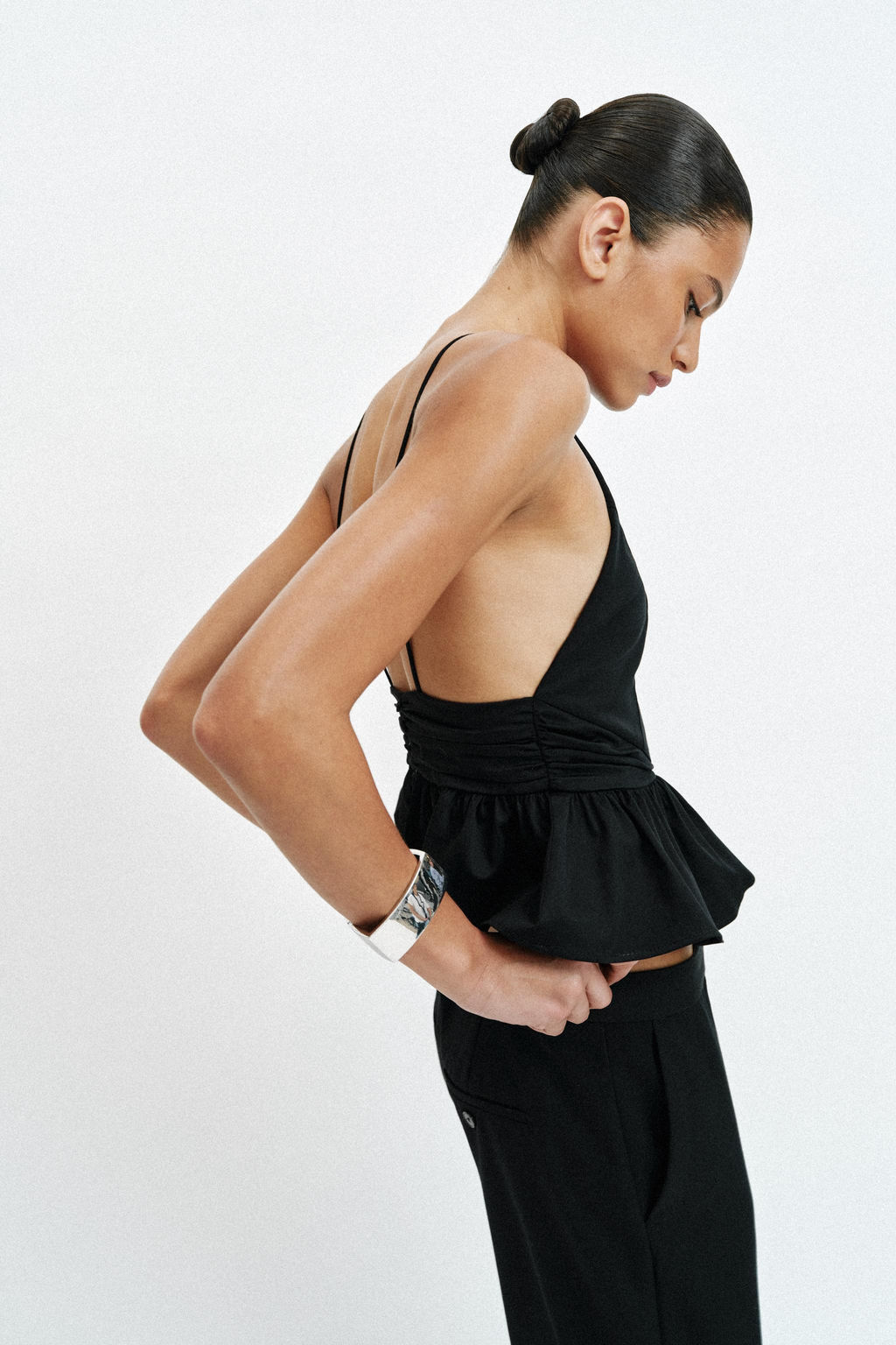 TOP HALTER PEPLUM / Negro