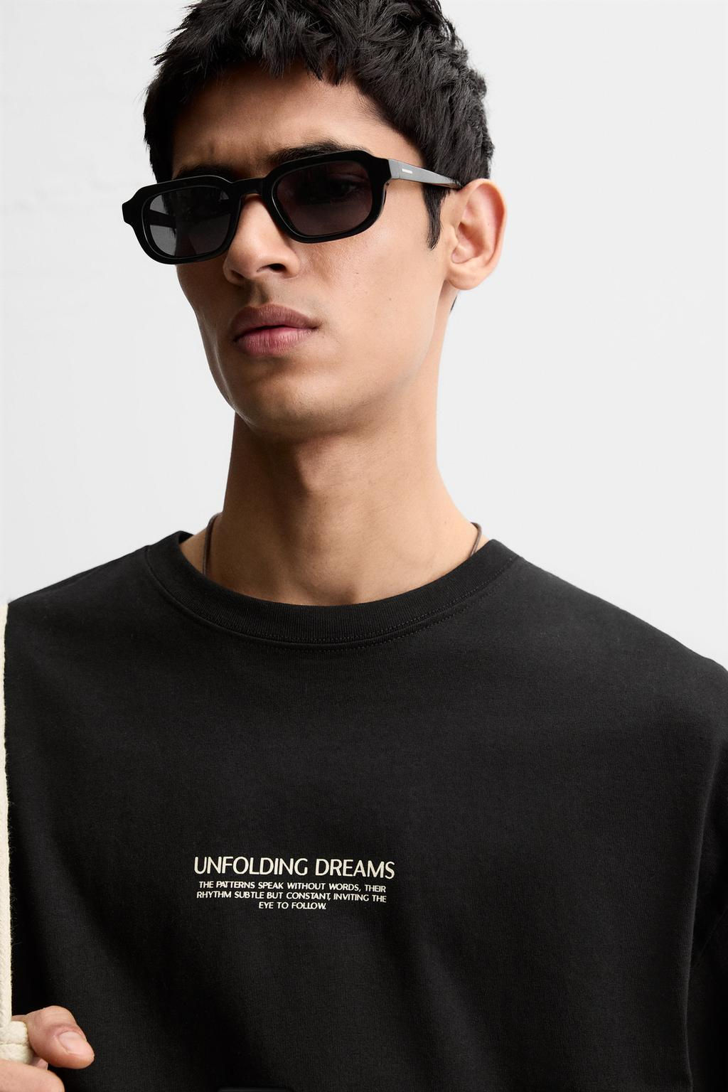 T-SHIRT WITH CONTRAST PATCHES - Zara фото 6