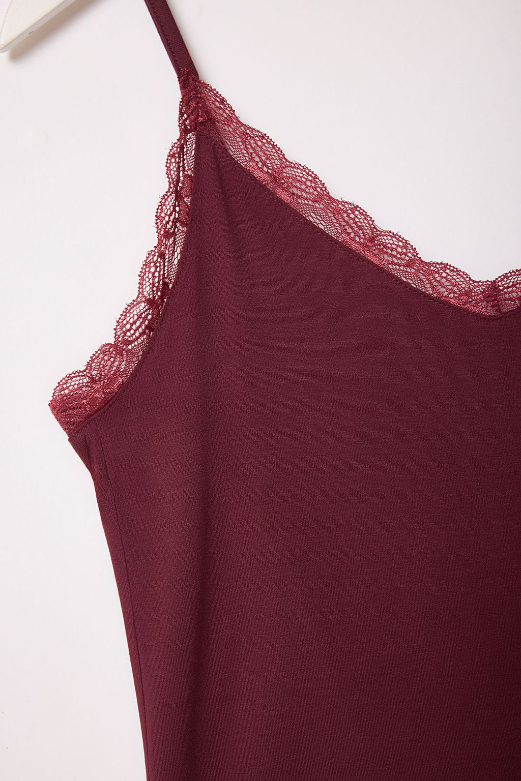 TRENDYOLMILLA Bordo Dantel Detayl? Regular/Normal Kal?p Ask?l? Orme Atlet TWOSS25AL00046  фото 6