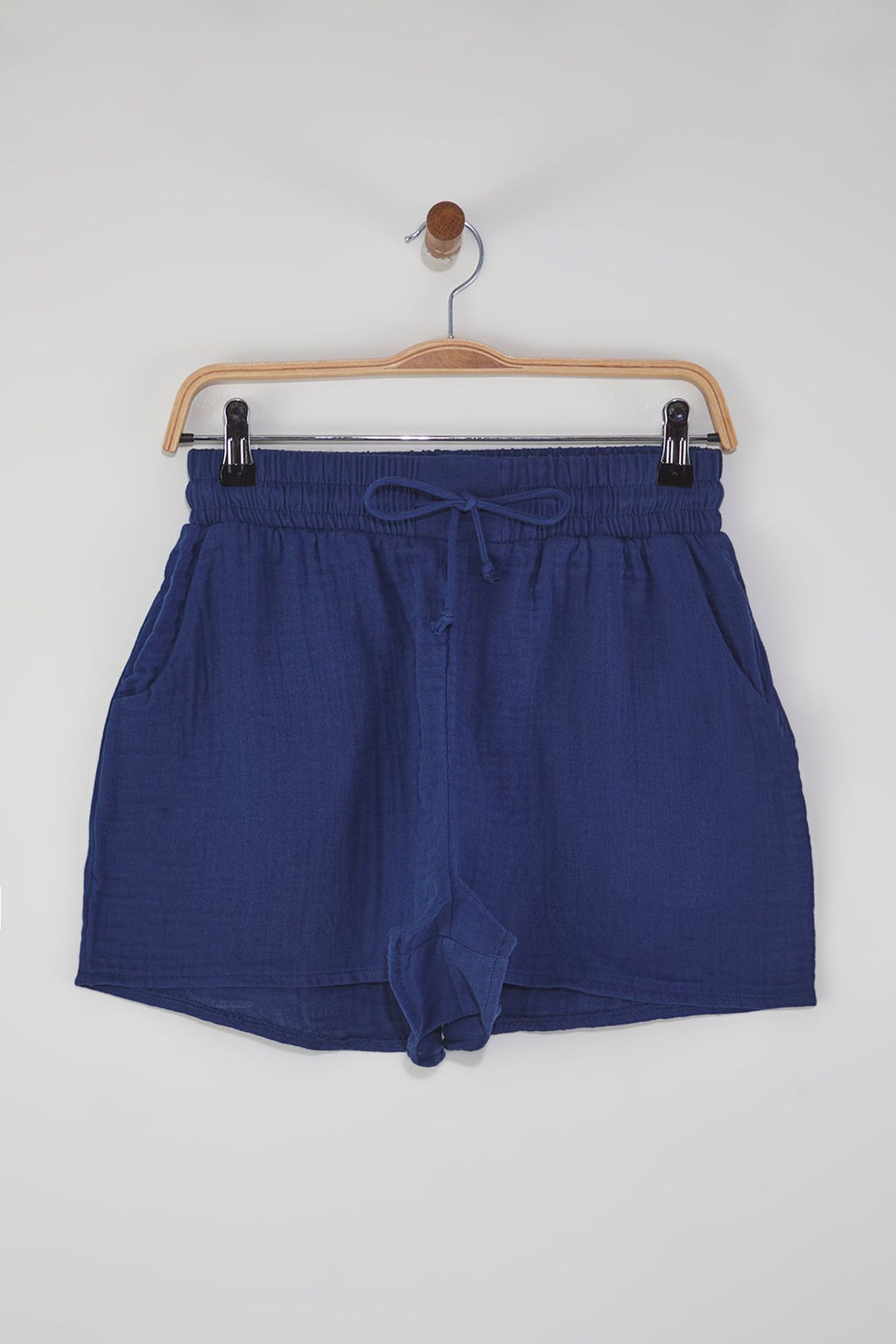 TRENDYOLMILLA Lacivert Muslin Plaj Sort TBESS25SR00008 фото 18