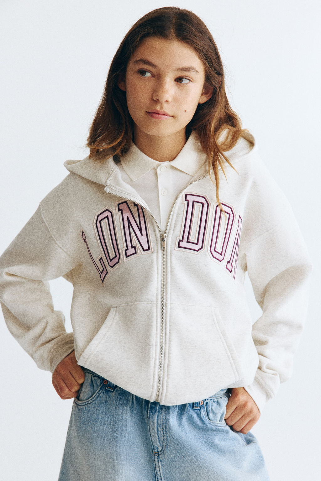 Chaqueta sudadera con capucha y motivo estampado - H&m фото 2