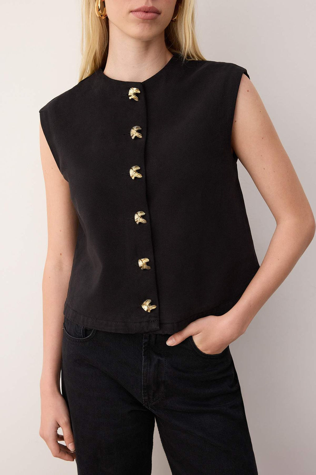 Wardrobe Essentials Siyah Fitted Yelek TWOAW26YE00013