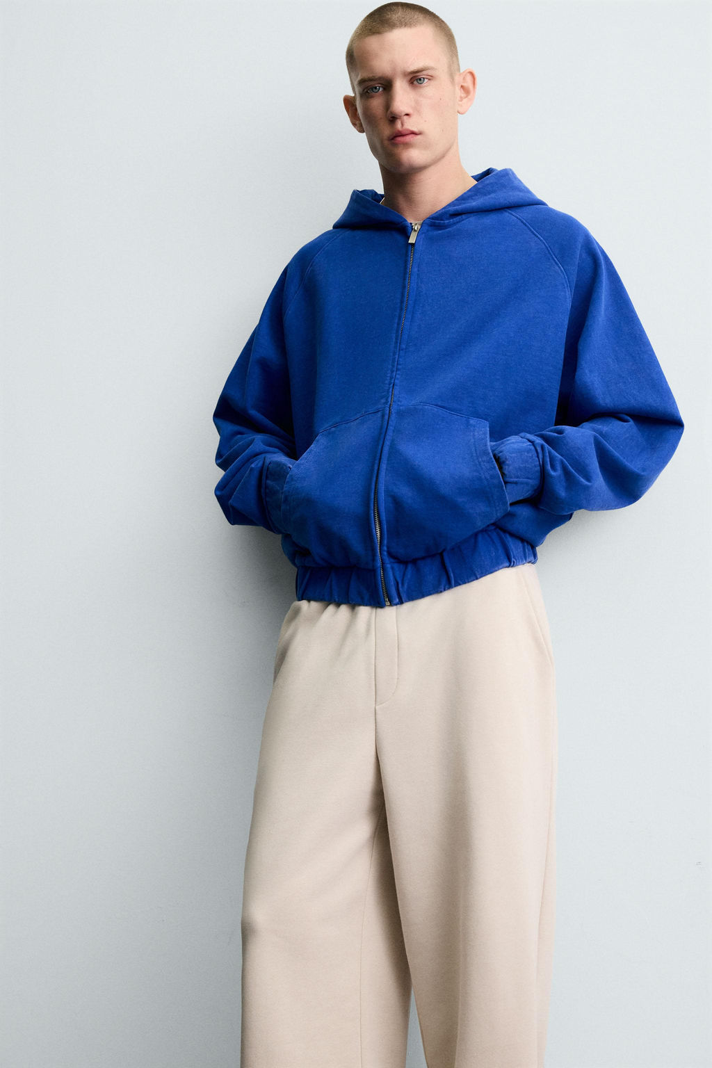 WIDE-LEG JOGGER TROUSERS