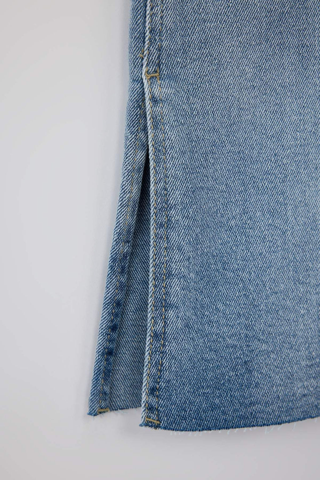 Siyah Y?rtmac Detayl? Yuksek Bel Flare Jeans TWOAW26JE00022 - Trendyolmilla фото 6
