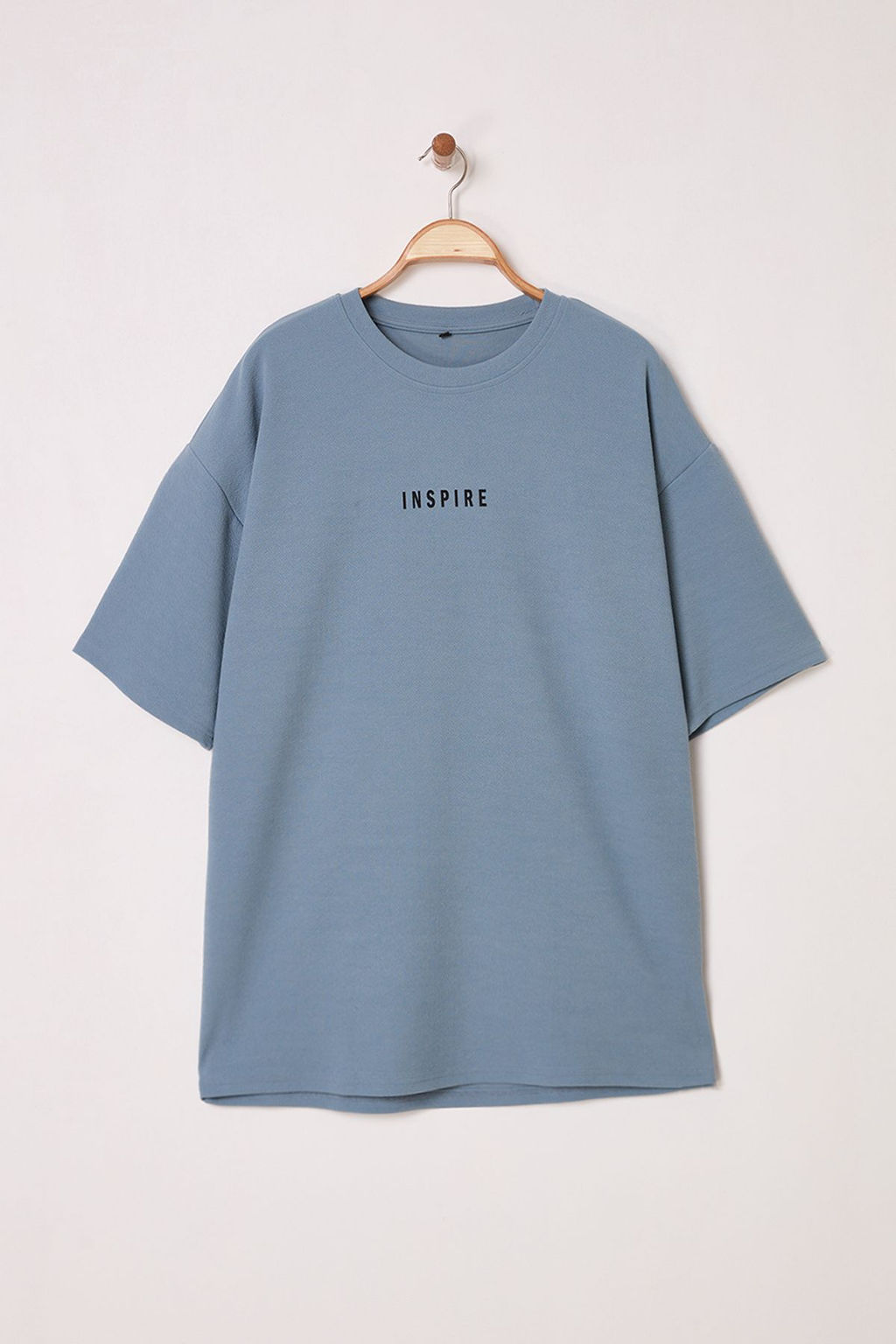 TRENDYOL MAN Mavi Oversize/Genis Kesim Bask?l? Dokulu Yumusak Kal?n T-Shirt TMNSS25TS00021 - Trendyolmilla фото 3