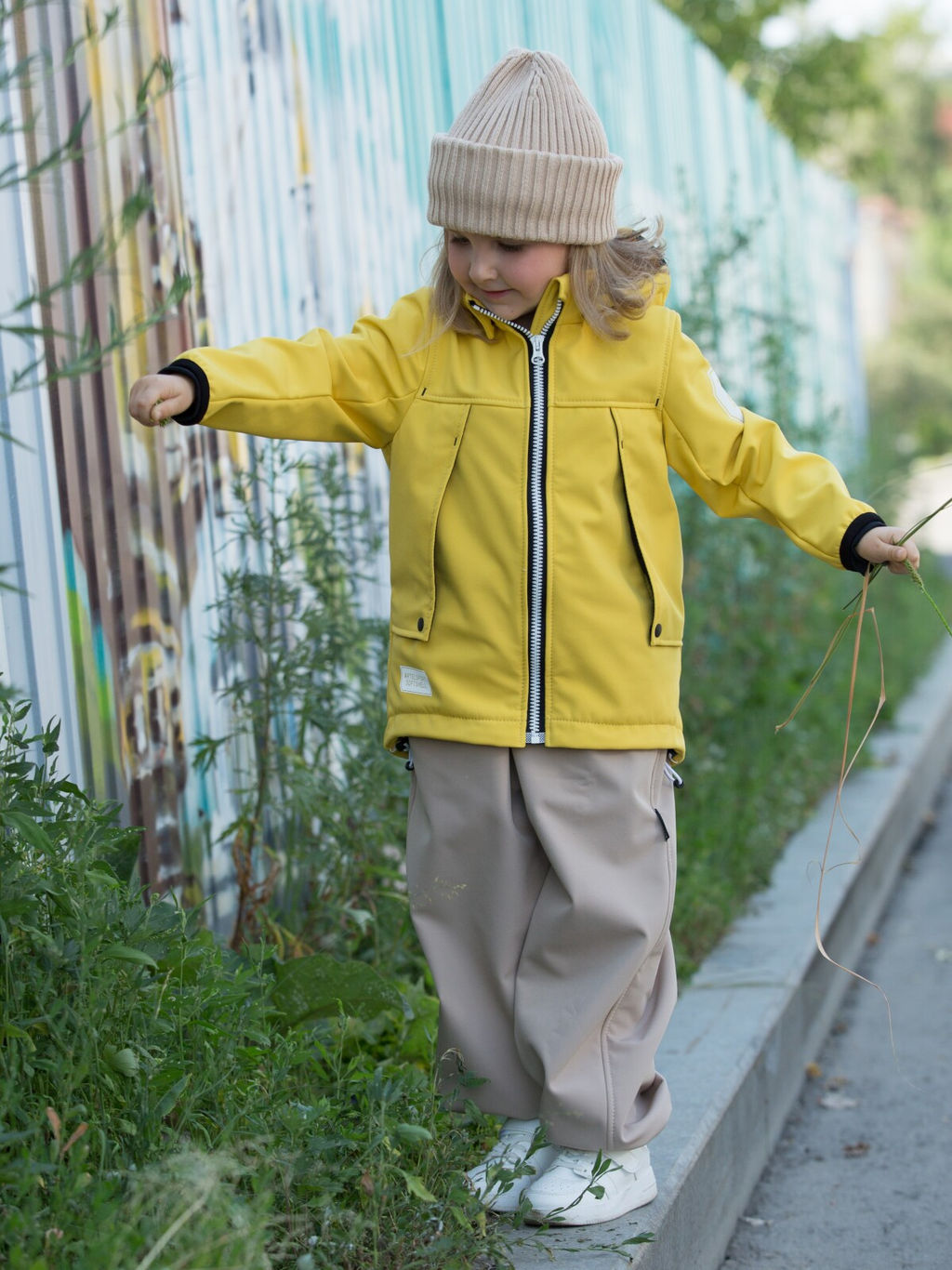 ВЕТРОВКА ВАЙС.