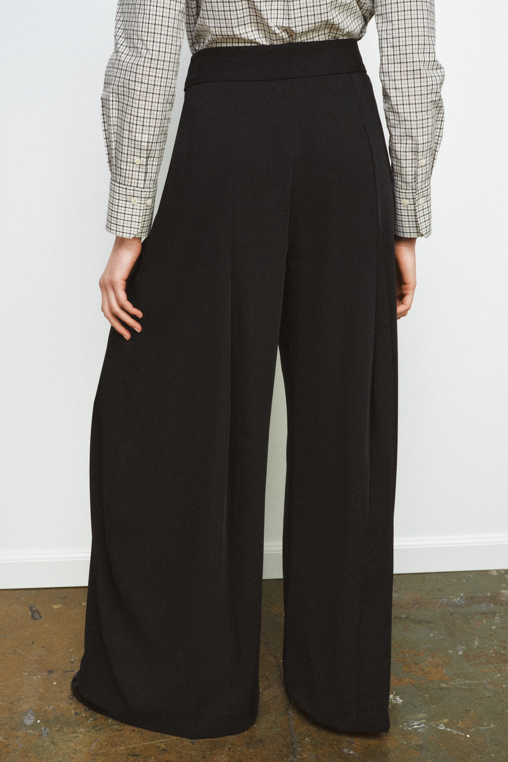 PANTAL?N WIDE LEG ZW COLLECTION / Negro - Zara фото 3