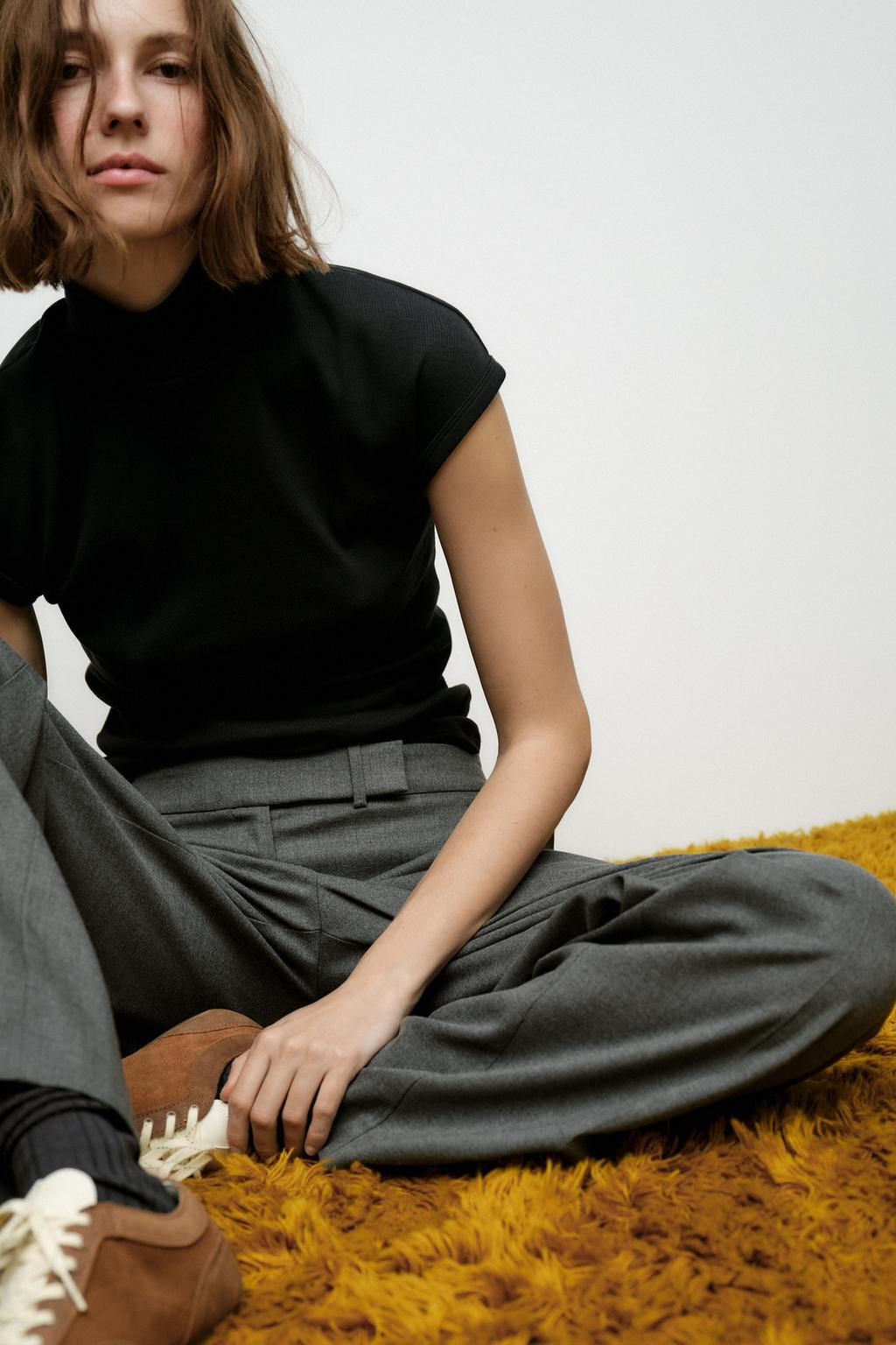 RIBBED HIGH NECK T-SHIRT - Zara фото 11