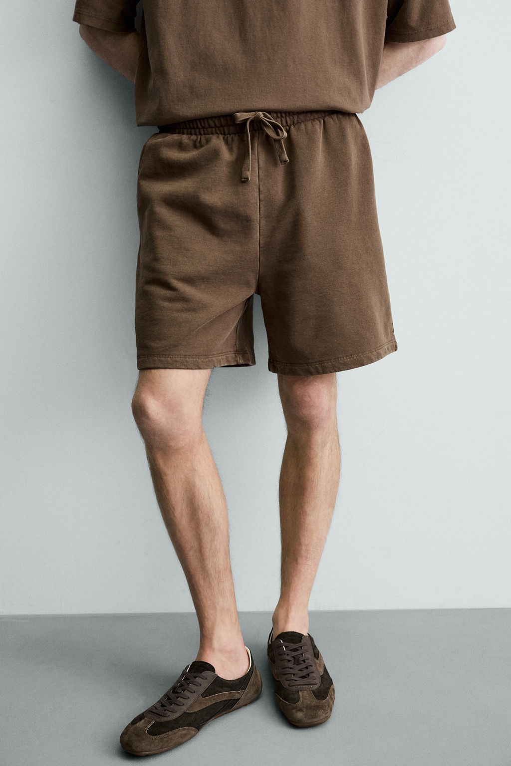 BERMUDA JOGGER B?SICA LAVADA / Marr?n - Zara фото 5