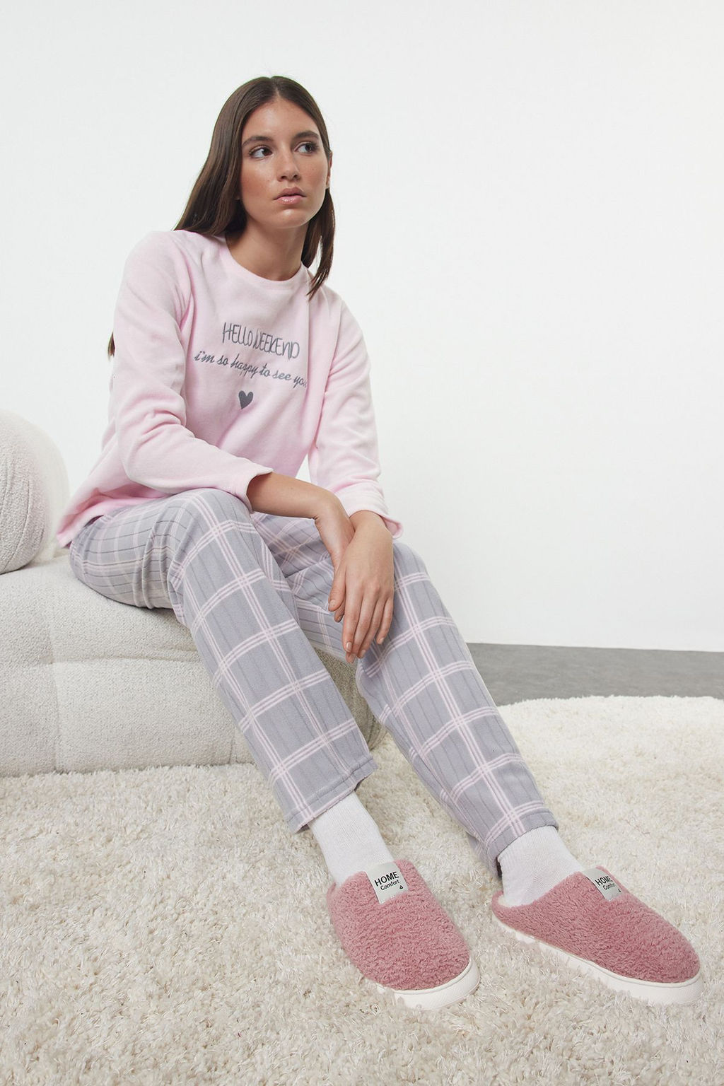 Trendyolmilla Pudra Ekoseli Slogan ve Kalpli Polar K?sl?k Orme Pijama Tak?m? THMAW25PT00124  фото 3