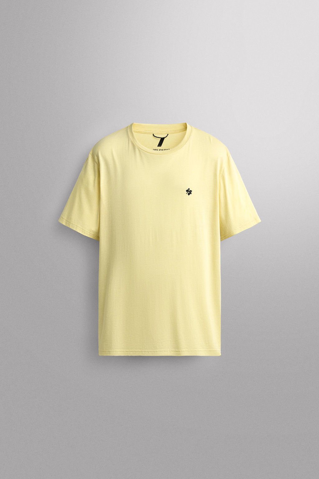 CAMISETA T?CNICA ESTAMPADO FLOR / Amarillo - Zara фото 8