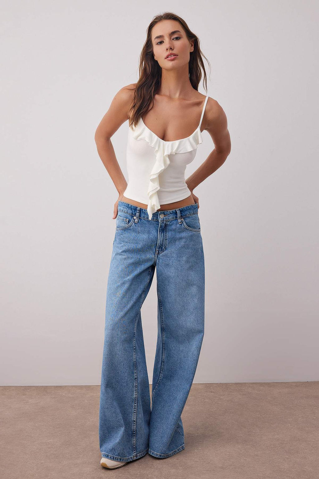 Ekru Ask?l? F?rf?rl? Fitted/Vucuda Oturan Orme Bluz TWOSS25BZ00601 - Trendyolmilla фото 2