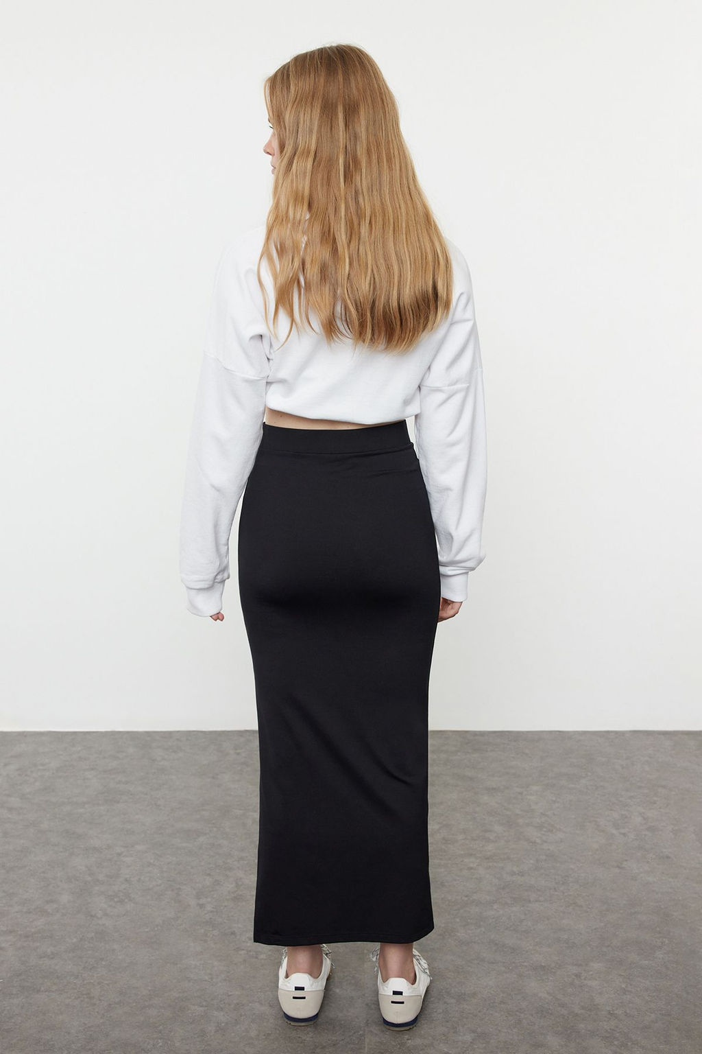 TRENDYOLMILLA Siyah Poliamid Duz Y?rtmacl? Kalem/Vucuda Oturan Midi Etek TWOAW25ET00046  фото 5