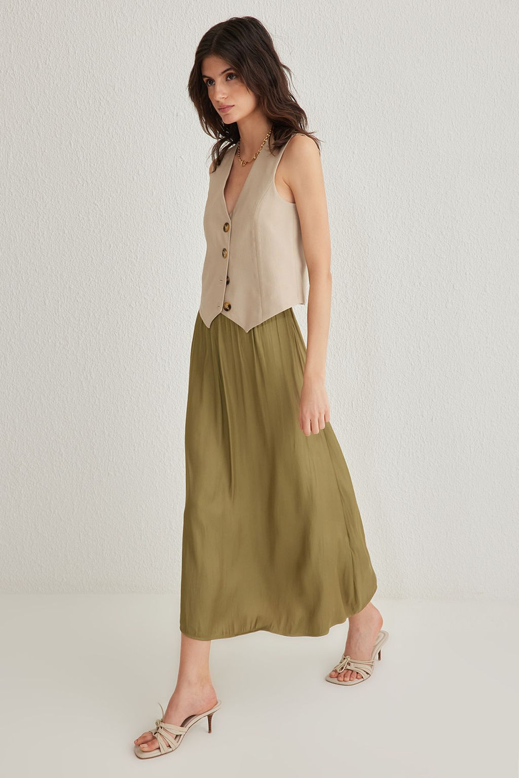 TRENDYOLMILLA Haki Saten Kumas A-line Midi Boy Dokuma Etek TWOSS25ET00016 фото 3