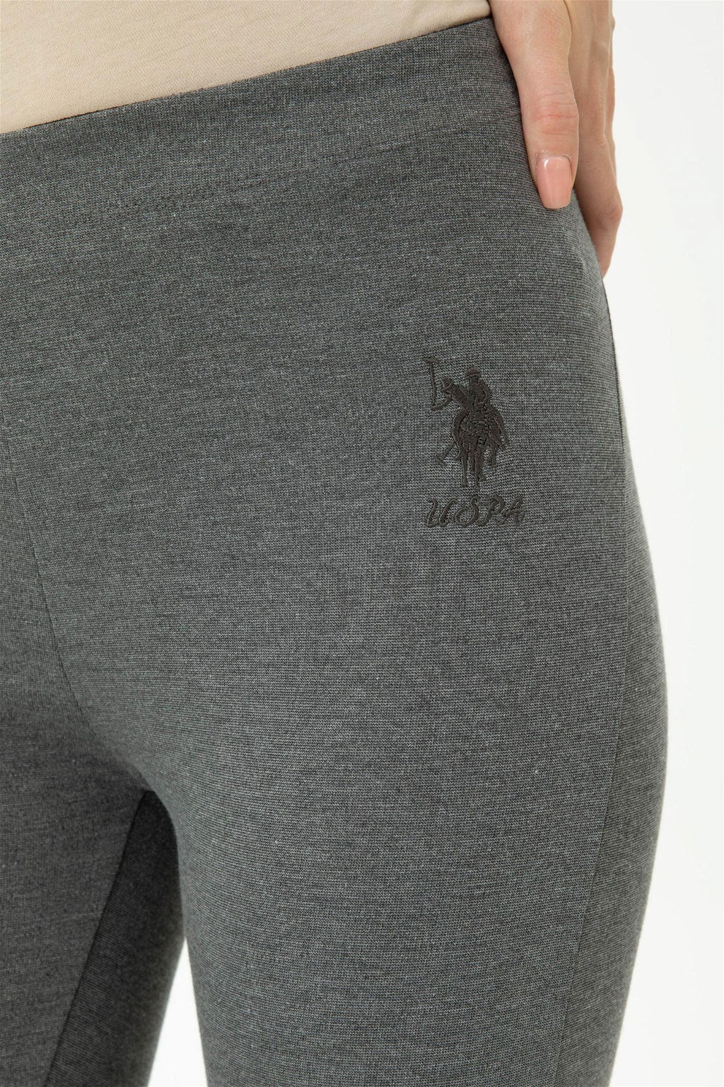 Женские спортивные штаны антрацитового меланжа Неожиданная скидка в корзине - U.s. polo assn фото 6