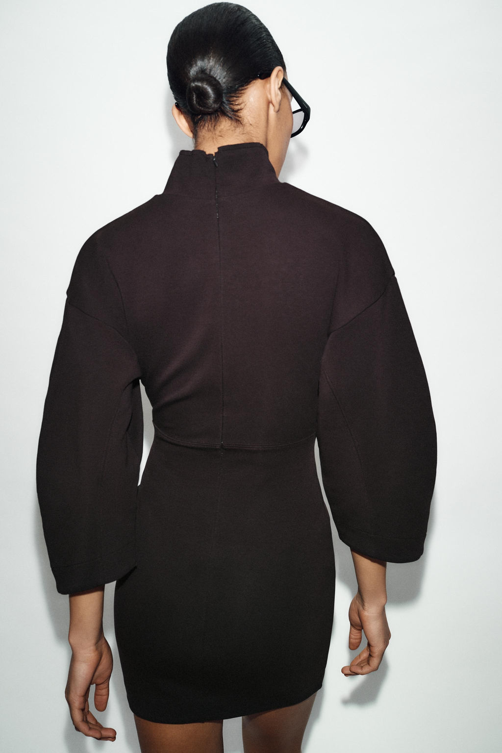 INTERLOCK SHORT DRESS - Zara фото 6