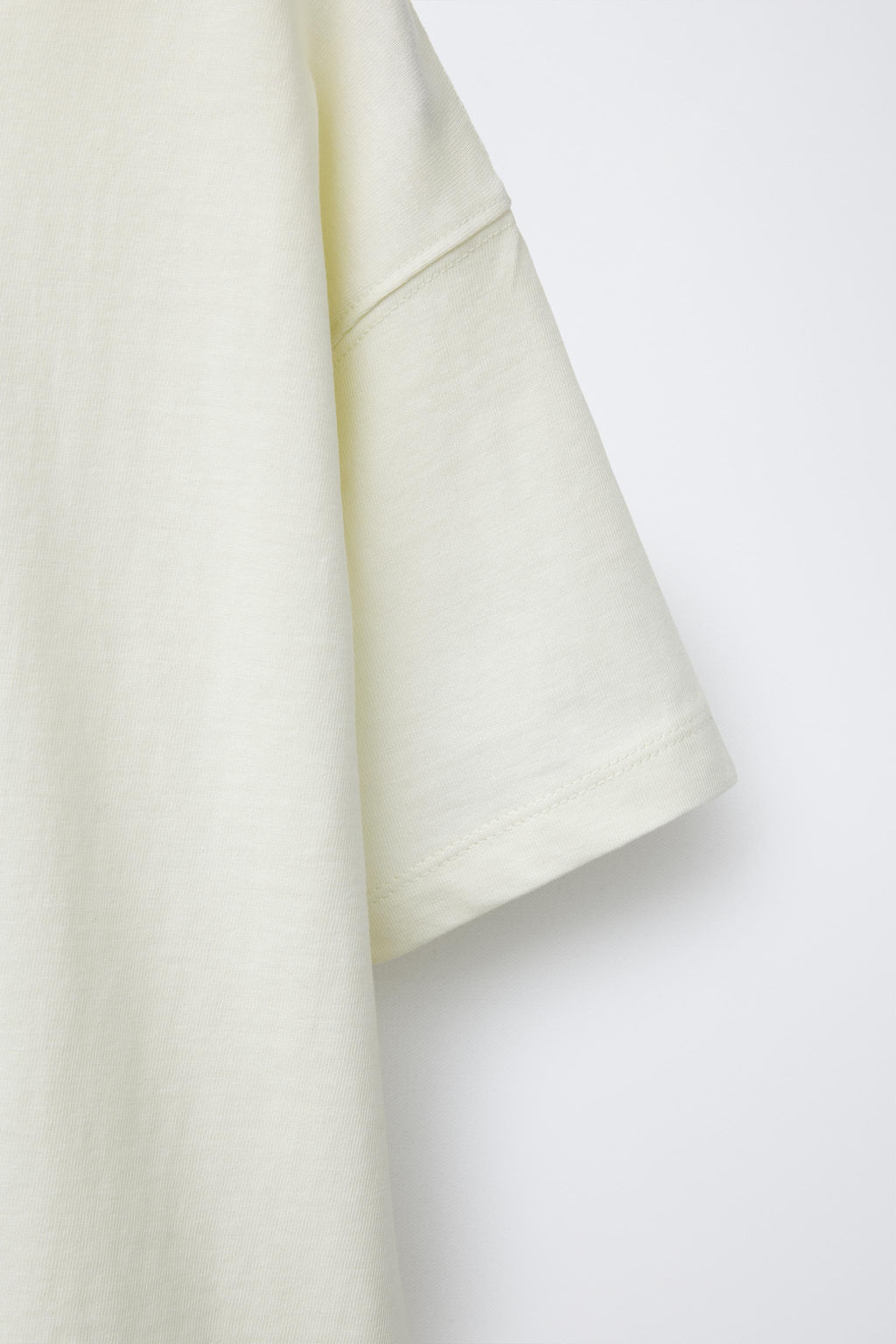 EMBROIDERED DETAIL T-SHIRT - Zara фото 4