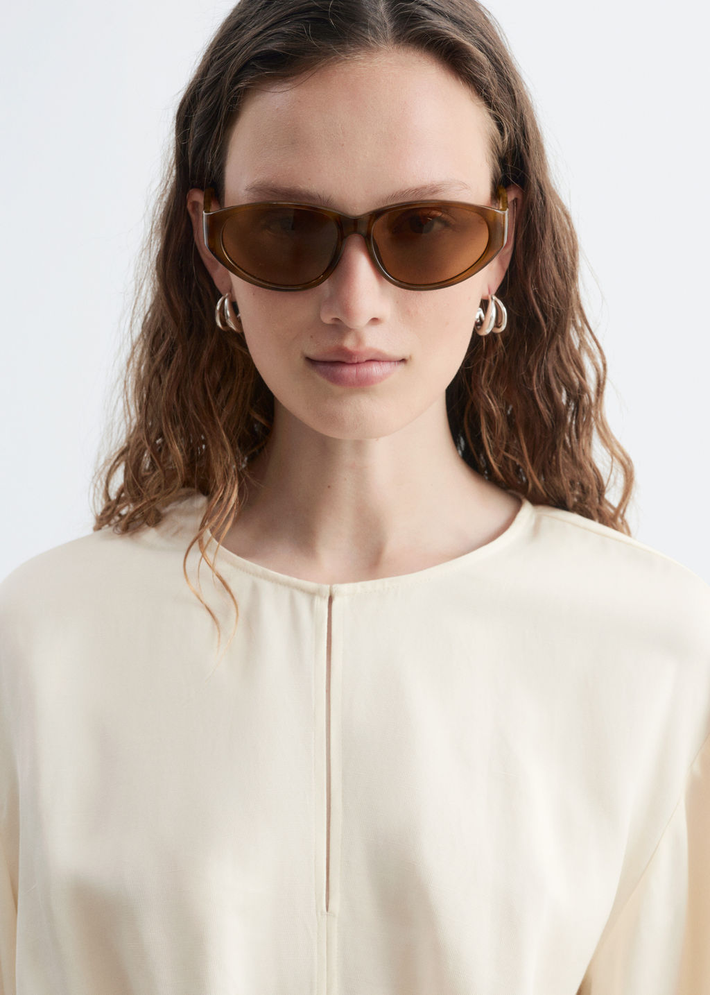 Blusa de lino y cintura fruncida con nido de abeja - H&m фото 6