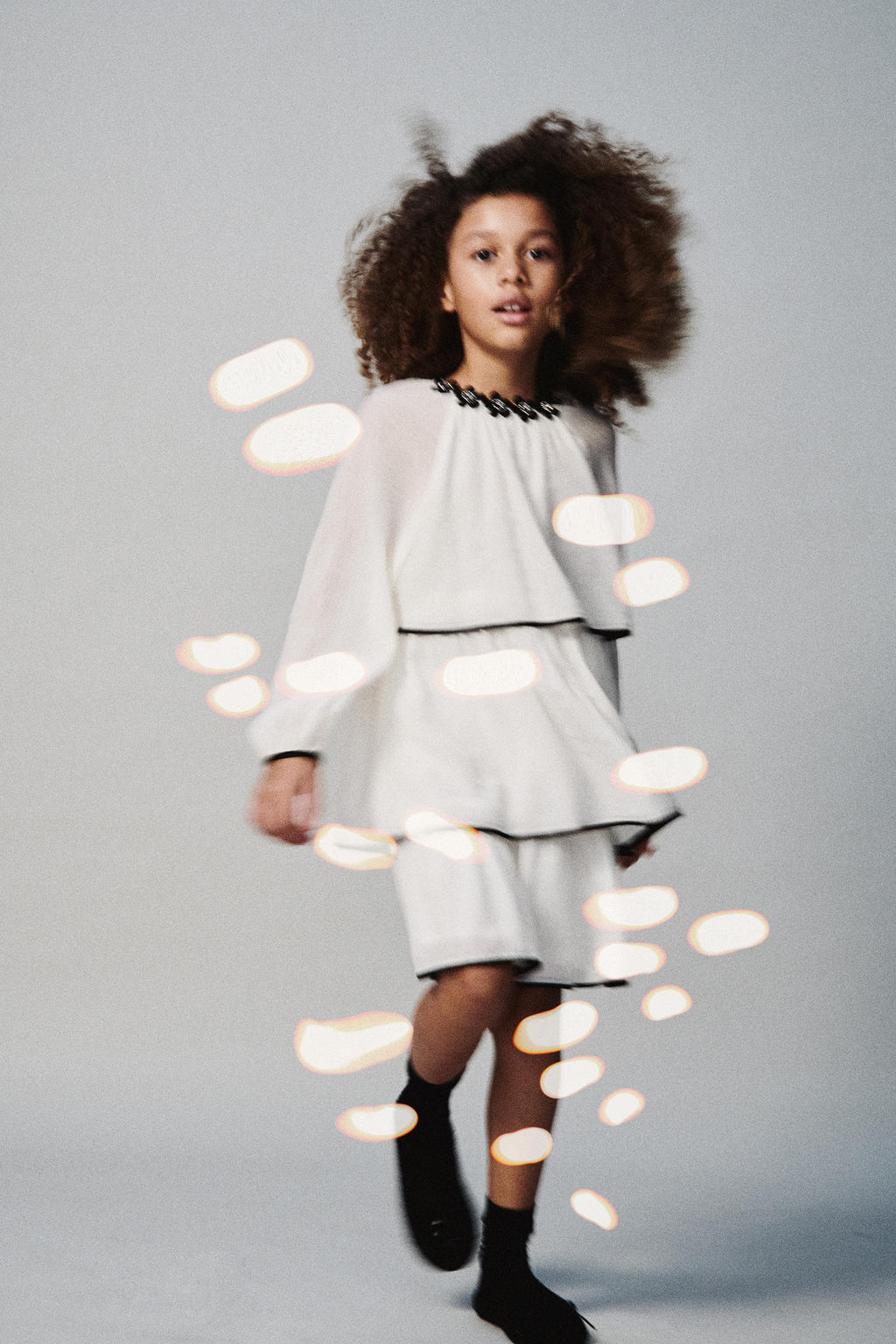 FLOWING DRESS WITH JEWEL FLOWER - Zara фото 5