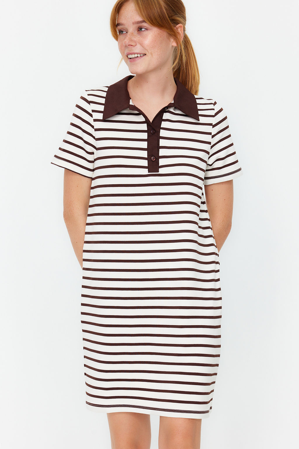 Kahverengi Beyaz Cizgili Polo Yaka A Kesim/Can Form Orme Elbise TWOSS24EL00023 - Trendyolmilla фото 2