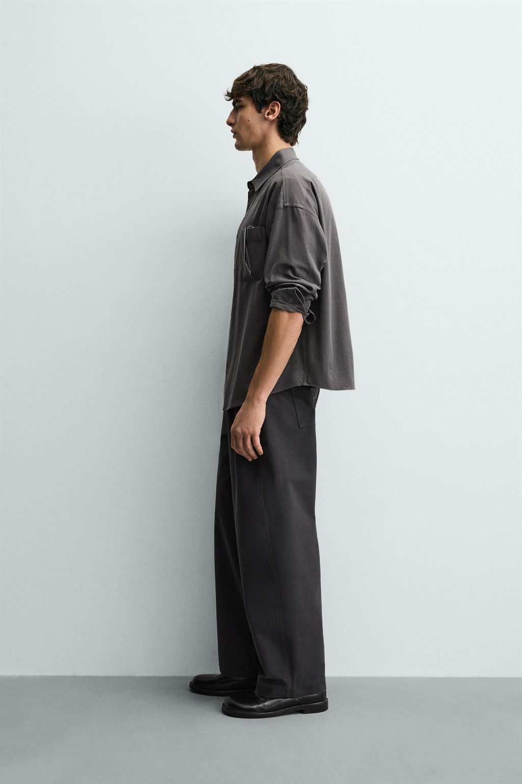 CAMISA FLUIDA RELAXED FIT / Gris oscuro - Zara фото 4