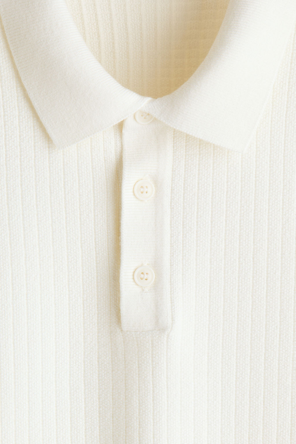 Polo en punto texturizado Regular Fit - H&m фото 9