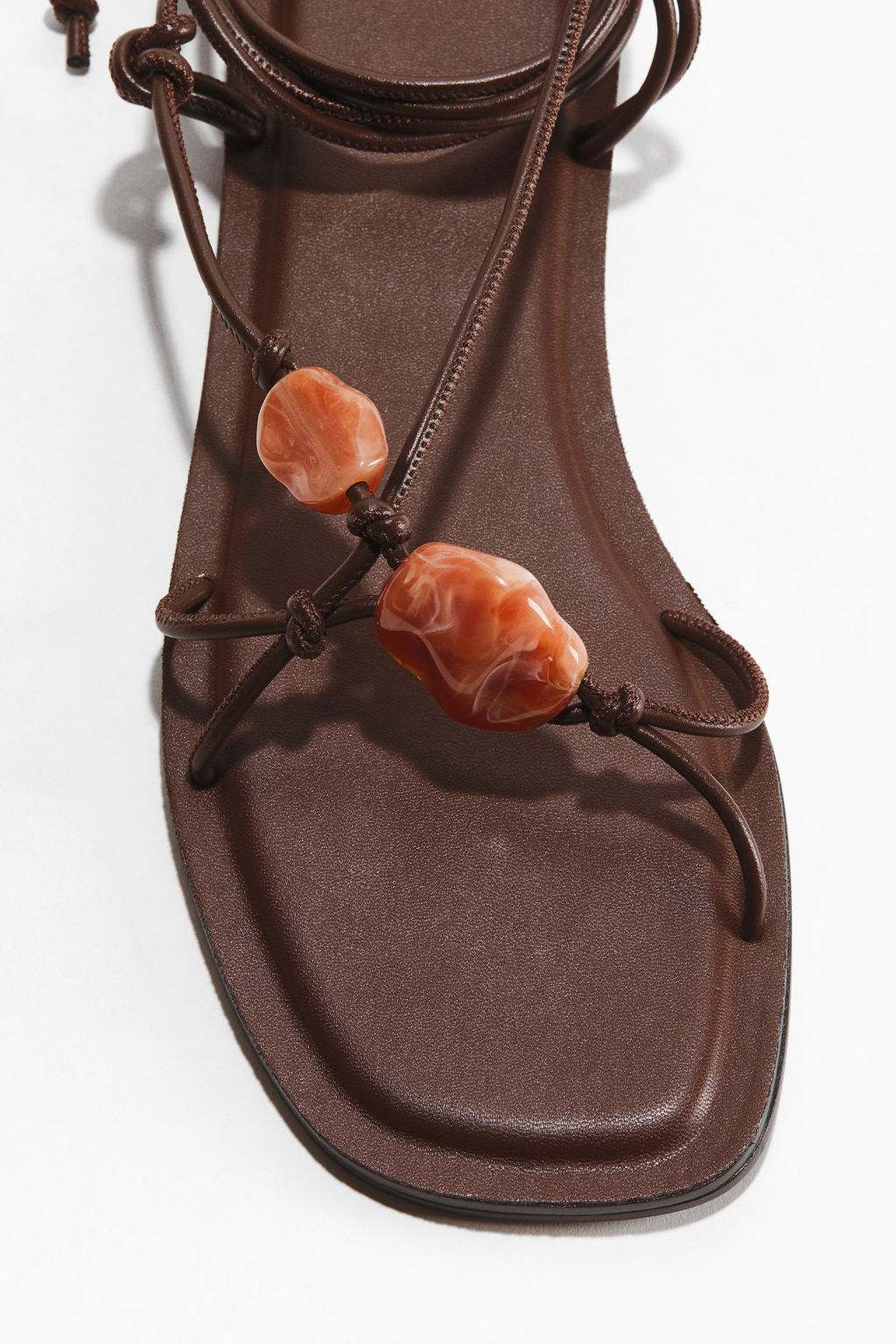 Sandalias de tiras con cuentas - H&m фото 4
