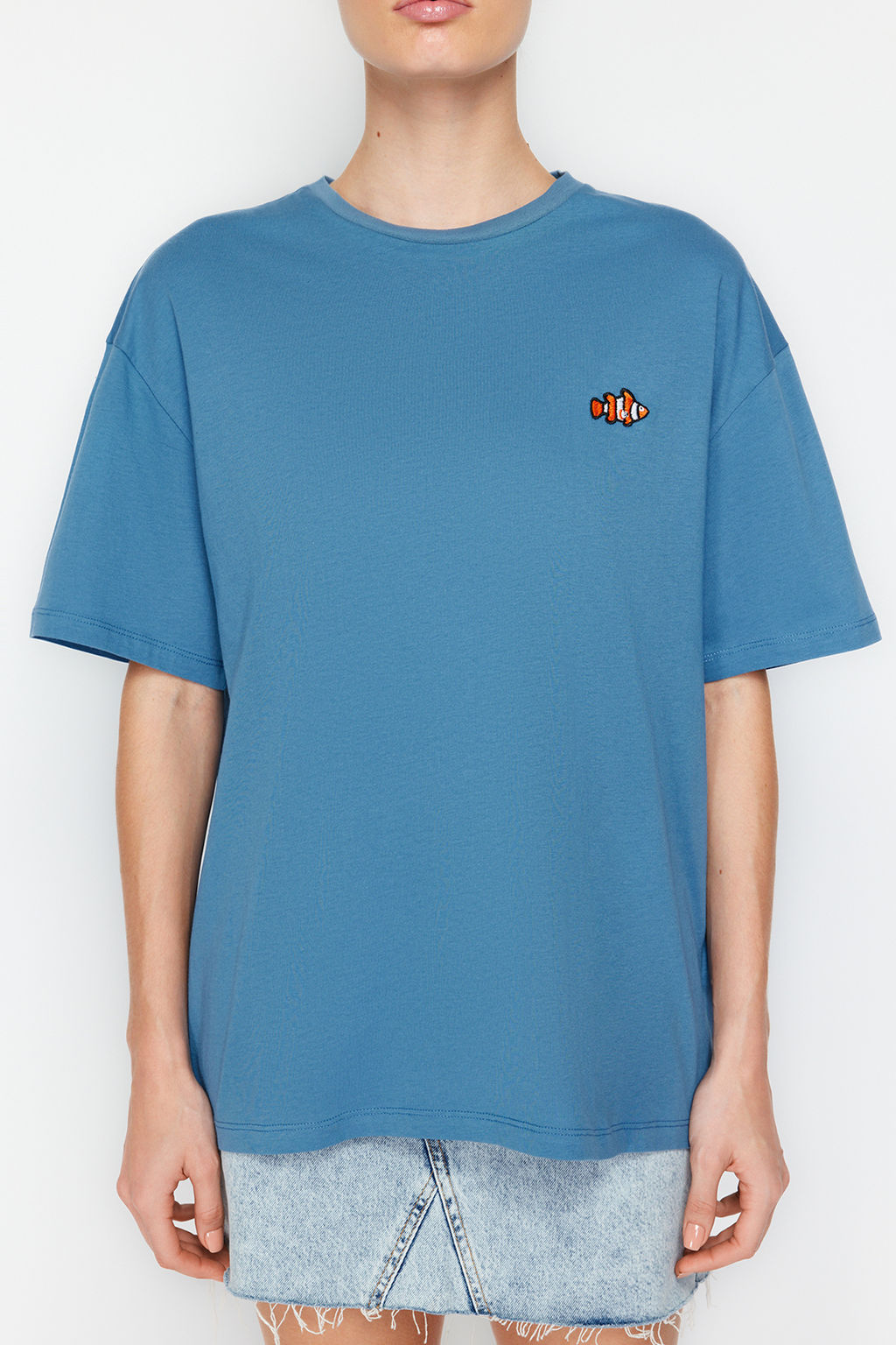 TRENDYOLMILLA Siyah %100 Pamuk Nak?sl? Oversize/Genis Kal?p Bisiklet Yaka Orme T-Shirt TWOSS24TS00102 фото 10