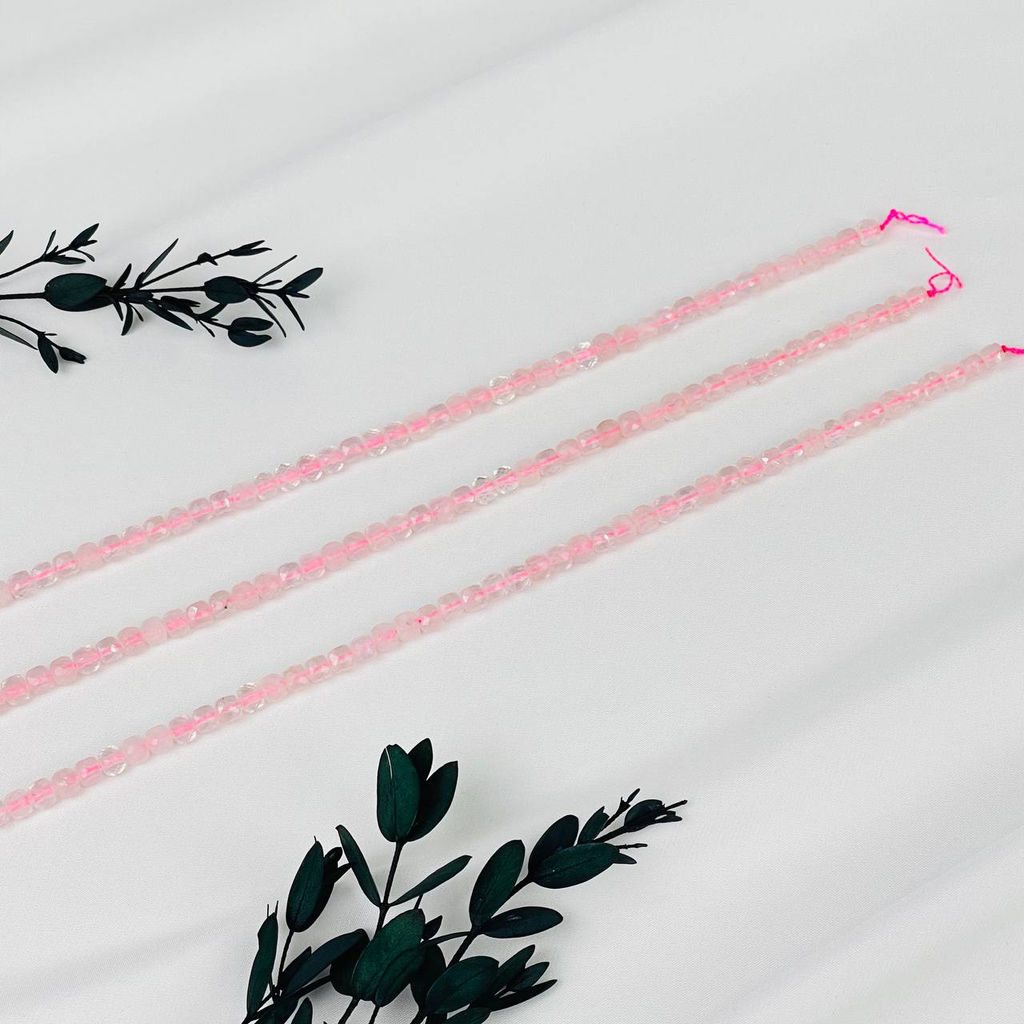 Бусины для украшений из мадагаскарского Розового кварца (86 бусин) 39 см