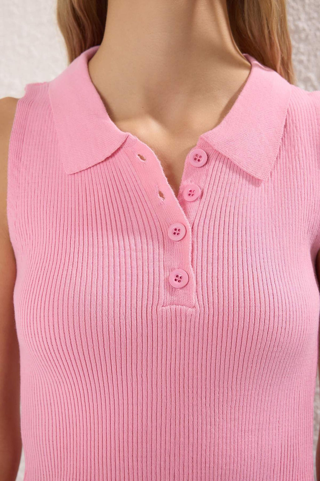 Pembe Polo Yaka Fitilli Triko Ince Bluz TWOSS25BZ00331