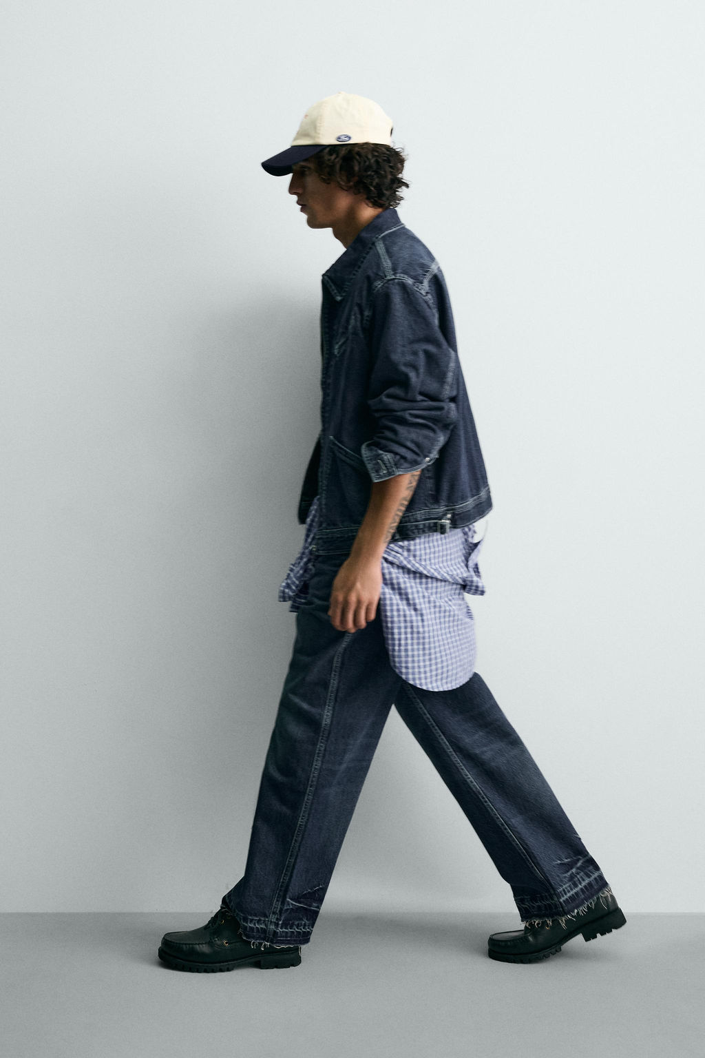 RELAXED FIT JEANS WITH FORD PATCH - Zara фото 6