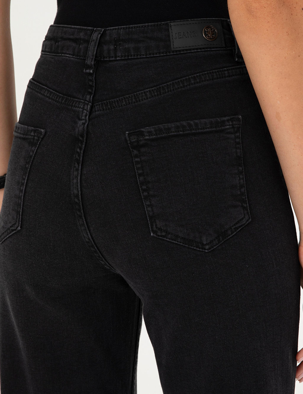 Siyah Mom Fit Geni_ Kal_p Jean Pantolon