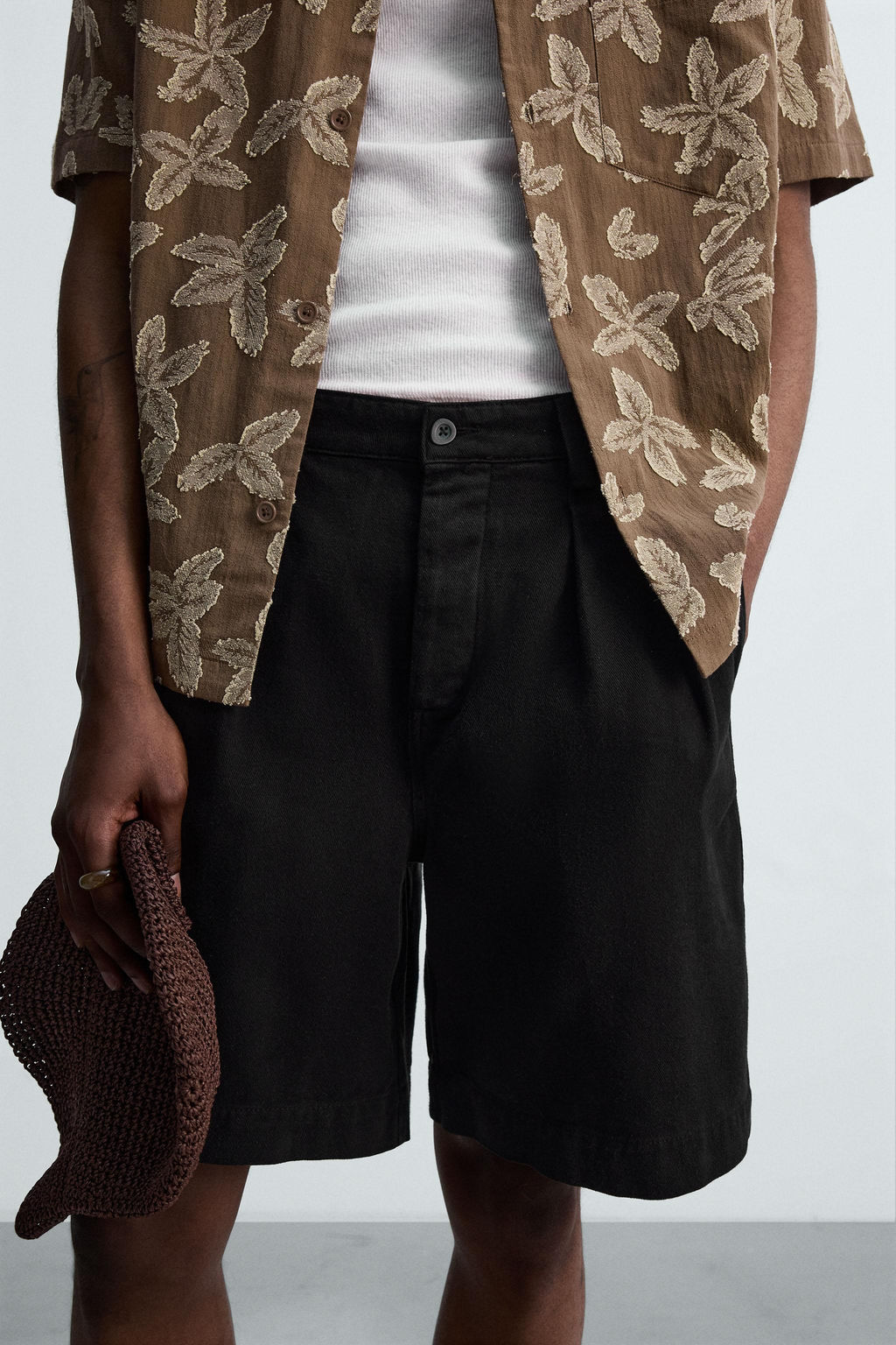 RELAXED FIT BERMUDA SHORTS WITH PLEATS - Zara фото 23