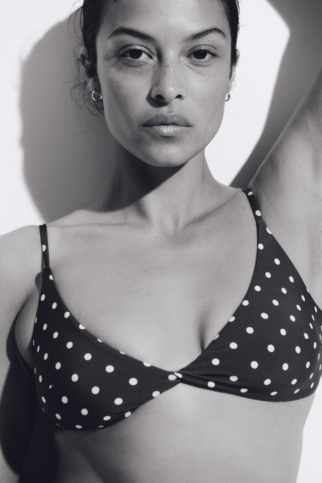 Top de bikini con relleno - H&m фото 7