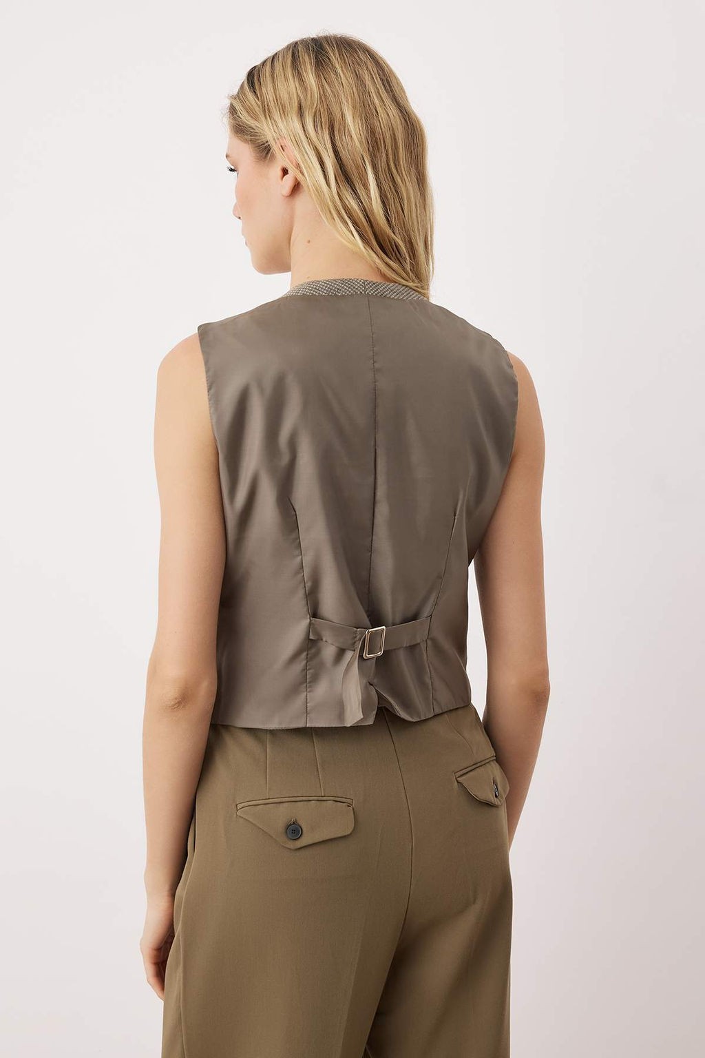 Bej Onu Kase Arkas? Saten Dokuma Yelek TWOAW26YE00043 - Trendyolmilla фото 4