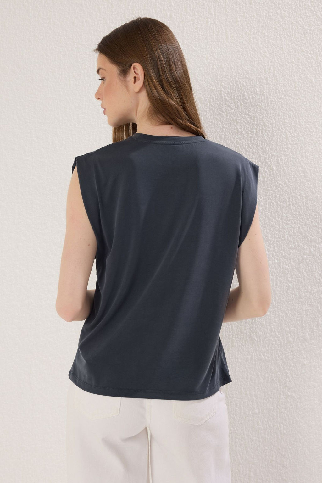 Antrasit More Sustainable Modal Ay Kol Regular Kesim Bisiklet Yaka Orme T-Shirt TWOSS25TS00001